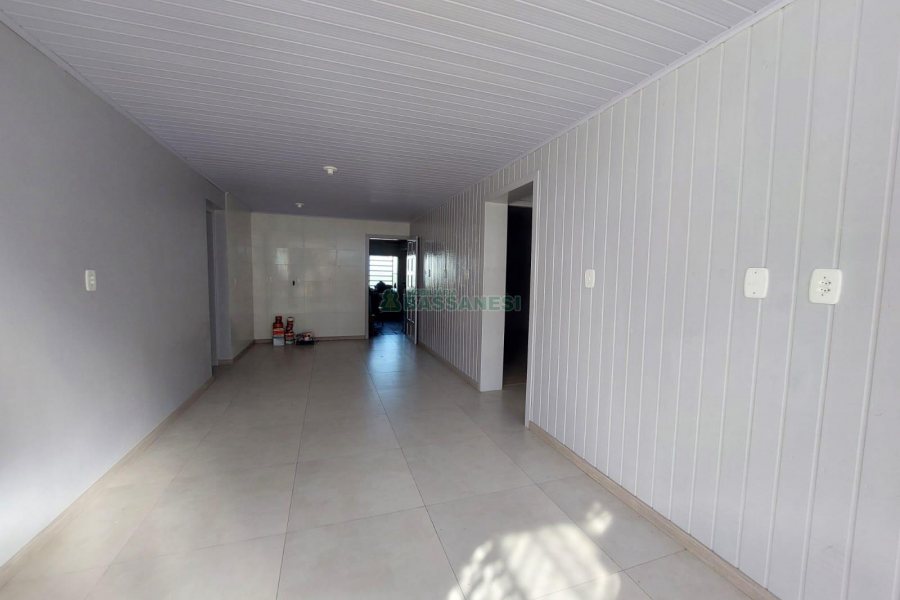 Casa com 50m², 2 dormitórios, no bairro Panazzolo em Caxias do Sul para Alugar