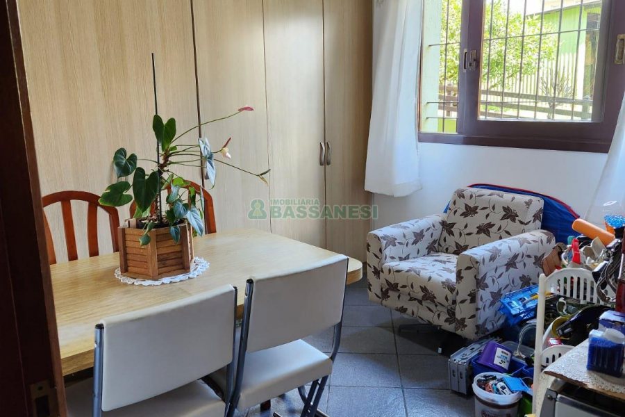 Casa com 264m², 3 dormitórios, 4 vagas, no bairro Bela Vista em Caxias do Sul para Comprar