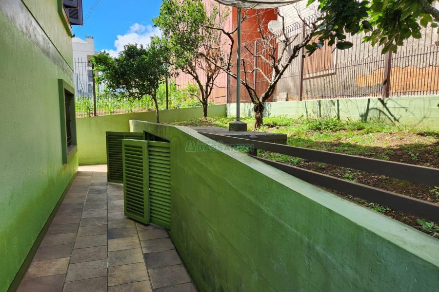 Casa com 264m², 3 dormitórios, 4 vagas, no bairro Bela Vista em Caxias do Sul para Comprar