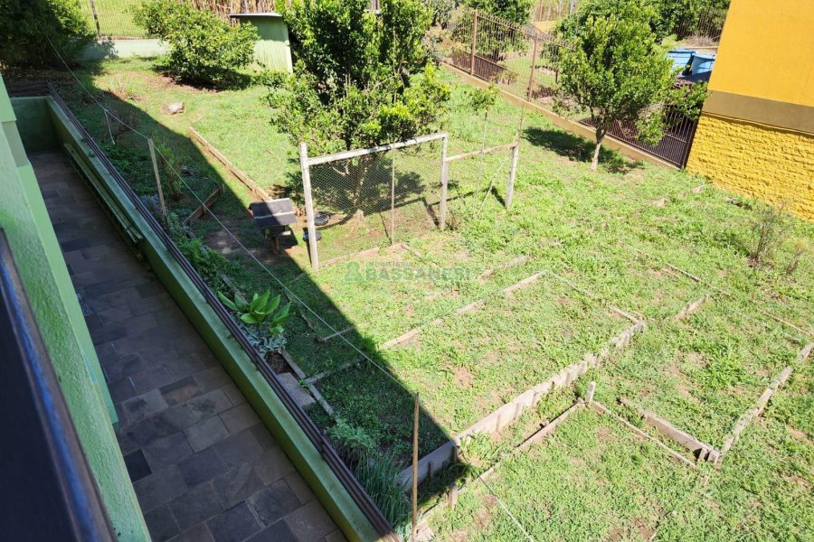 Casa com 264m², 3 dormitórios, 4 vagas, no bairro Bela Vista em Caxias do Sul para Comprar