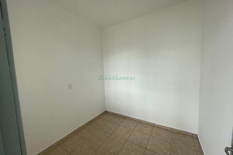 Apartamento com 90m², 3 dormitórios, 1 vaga, no bairro Pio X em Caxias do Sul para Alugar