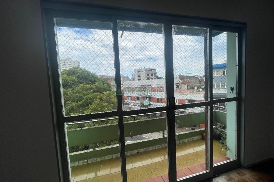 Apartamento com 90m², 3 dormitórios, 1 vaga, no bairro Pio X em Caxias do Sul para Alugar