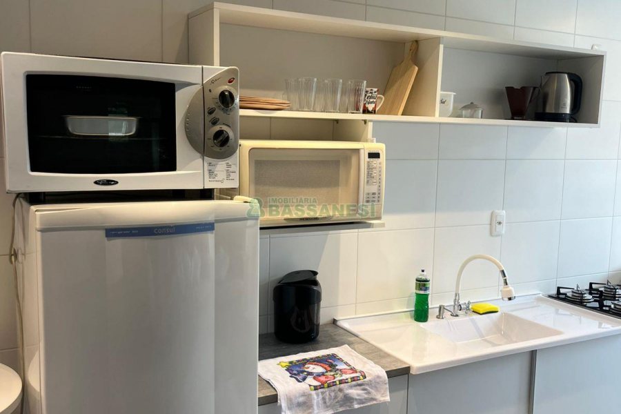 Apartamento com 55m², 2 dormitórios, 1 vaga, no bairro Panazzolo em Caxias do Sul para Comprar