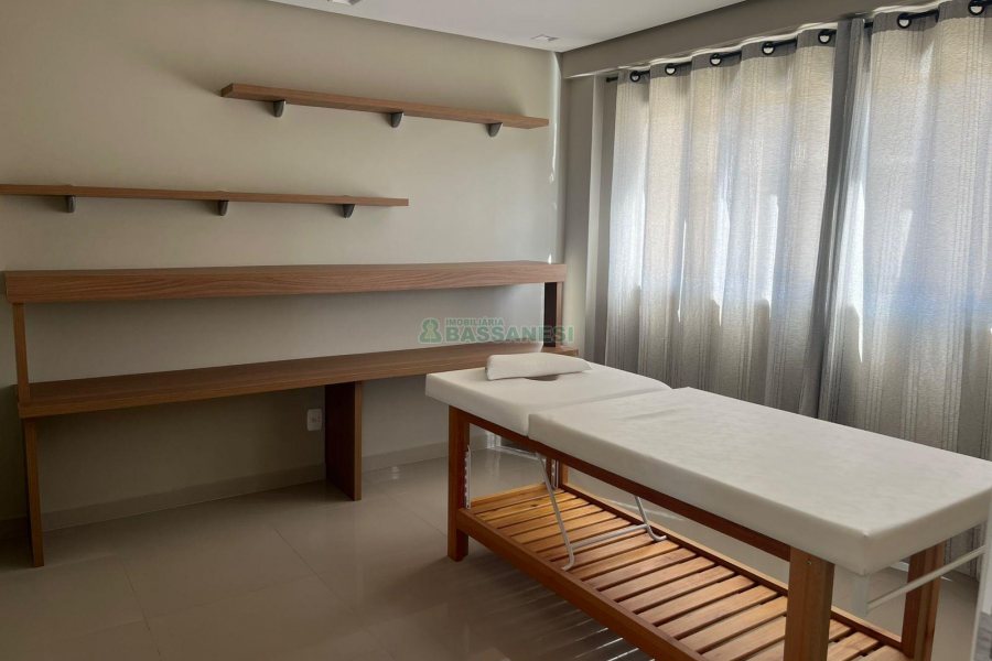 Apartamento com 55m², 2 dormitórios, 1 vaga, no bairro Panazzolo em Caxias do Sul para Comprar