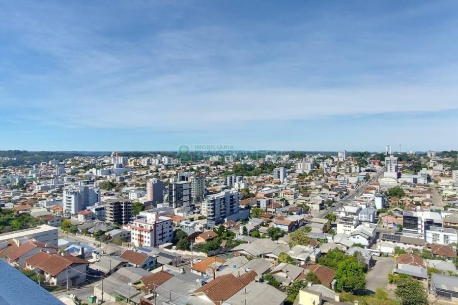 Apartamento com 44m², 1 dormitório, 1 vaga, no bairro Petrópolis em Caxias do Sul para Alugar