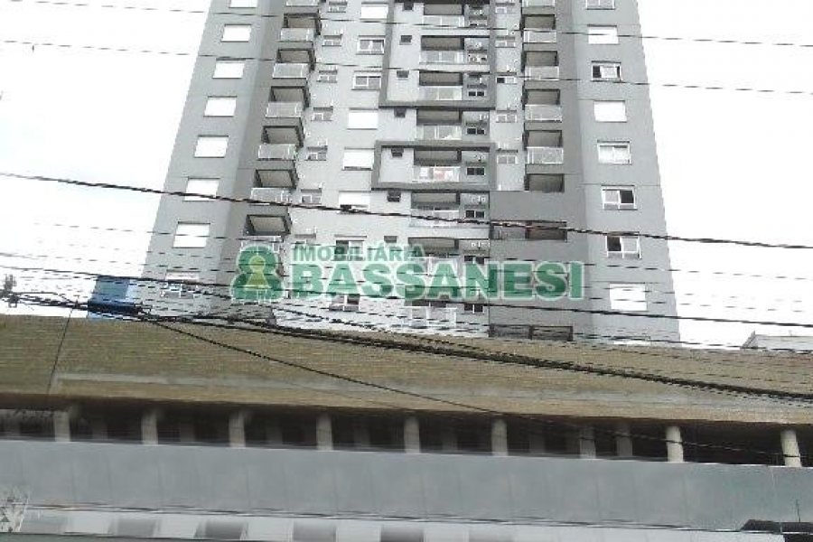 Apto Mobiliado, 1 dormitório, no bairro Lourdes em Caxias do Sul para Alugar