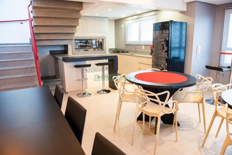 Apto Mobiliado, 1 dormitório, no bairro Lourdes em Caxias do Sul para Alugar