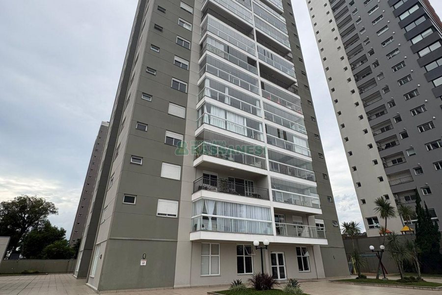 Apartamento com 165m², 3 dormitórios, 2 vagas, no bairro Universitário em Caxias do Sul para Alugar