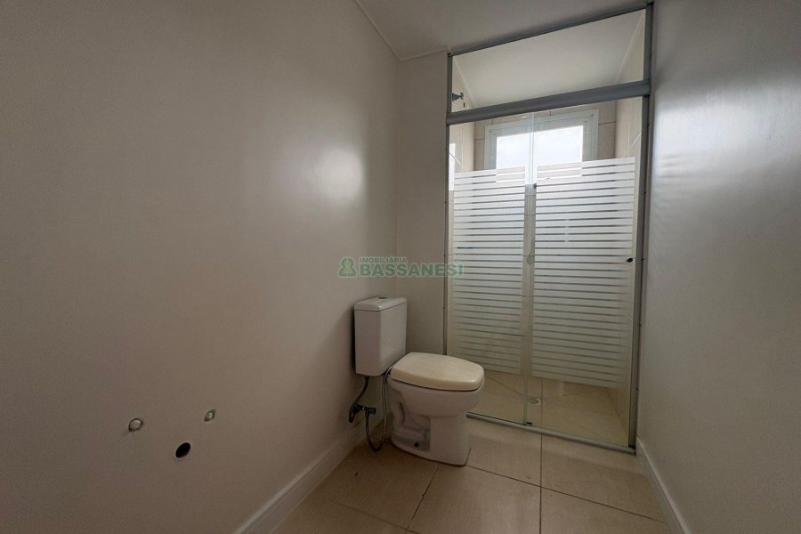 Apartamento com 165m², 3 dormitórios, 2 vagas, no bairro Universitário em Caxias do Sul para Alugar