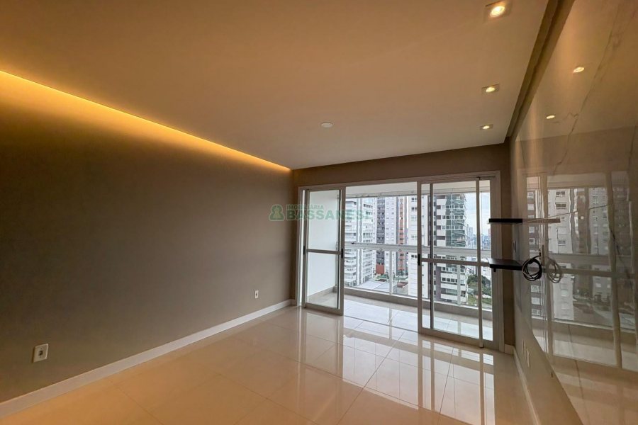 Apartamento com 165m², 3 dormitórios, 2 vagas, no bairro Universitário em Caxias do Sul para Alugar