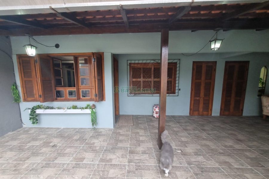 Casa com 200m², 4 dormitórios, 3 vagas, no bairro Colina Sorriso em Caxias do Sul para Alugar