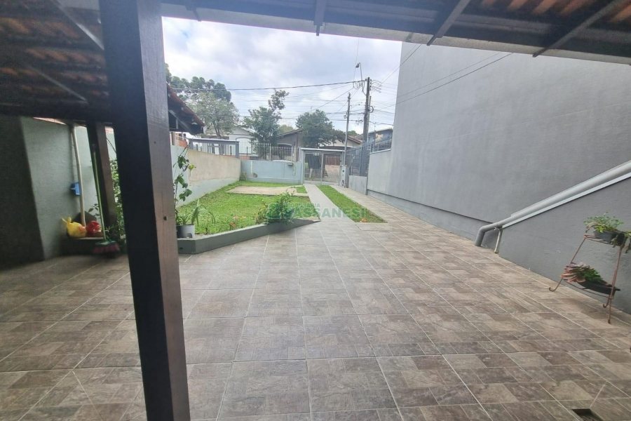 Casa com 200m², 4 dormitórios, 3 vagas, no bairro Colina Sorriso em Caxias do Sul para Alugar