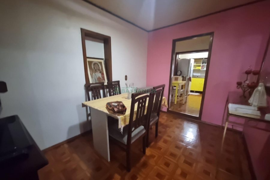 Casa com 200m², 4 dormitórios, 3 vagas, no bairro Colina Sorriso em Caxias do Sul para Alugar