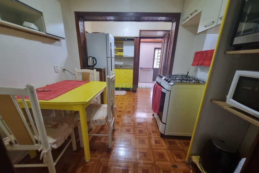 Casa com 200m², 4 dormitórios, 3 vagas, no bairro Colina Sorriso em Caxias do Sul para Alugar