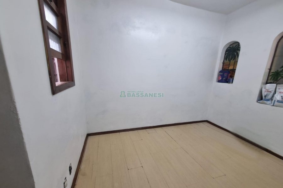 Casa com 200m², 4 dormitórios, 3 vagas, no bairro Colina Sorriso em Caxias do Sul para Alugar