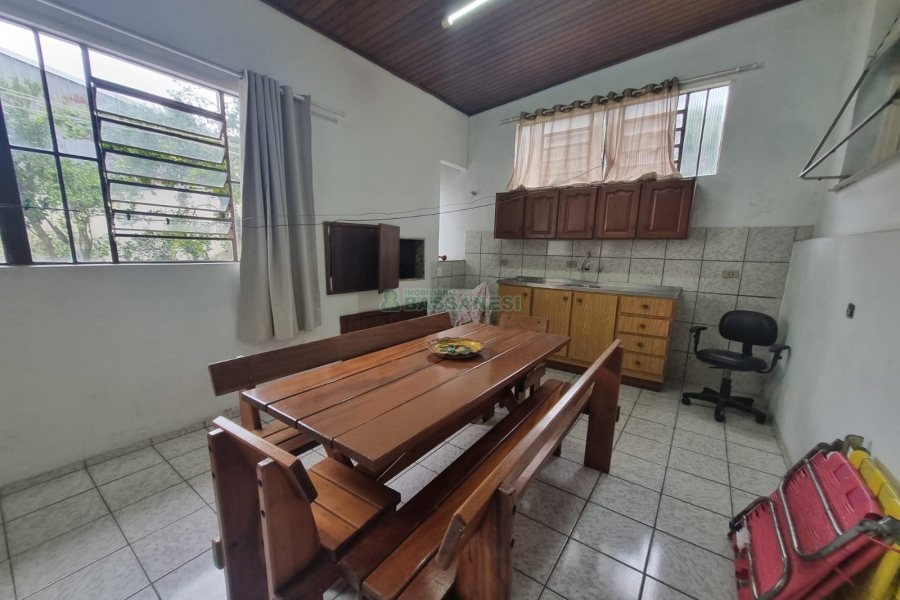 Casa com 200m², 4 dormitórios, 3 vagas, no bairro Colina Sorriso em Caxias do Sul para Alugar