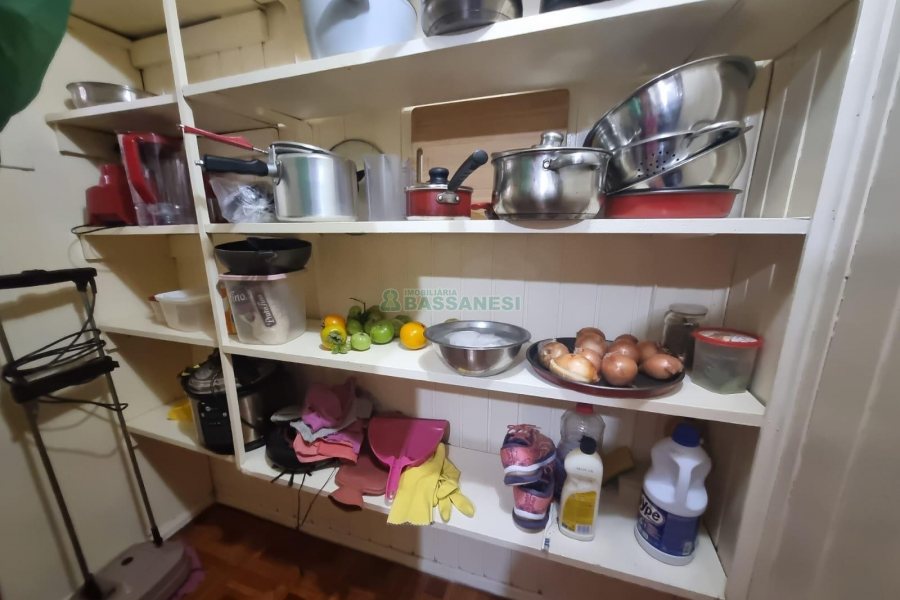 Casa com 200m², 4 dormitórios, 3 vagas, no bairro Colina Sorriso em Caxias do Sul para Alugar