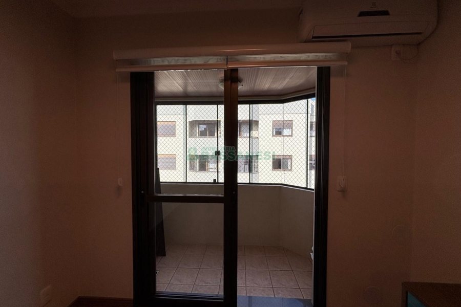 Apartamento com 68m², 2 dormitórios, 1 vaga, no bairro Lourdes em Caxias do Sul para Alugar