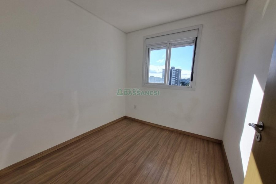 Apartamento com 53m², 2 dormitórios, 2 vagas, no bairro Vila Verde em Caxias do Sul para Alugar