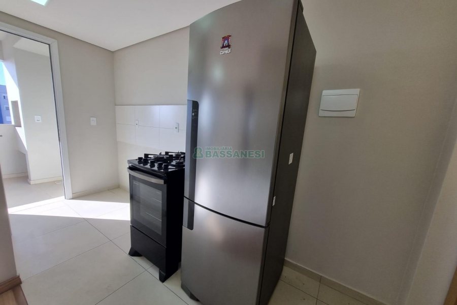 Apartamento com 53m², 2 dormitórios, 2 vagas, no bairro Vila Verde em Caxias do Sul para Alugar
