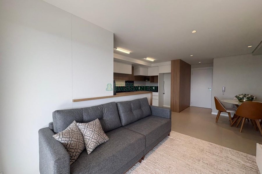 Apto Mobiliado com 110m², 3 dormitórios, 2 vagas, no bairro Petrópolis em Caxias do Sul para Alugar