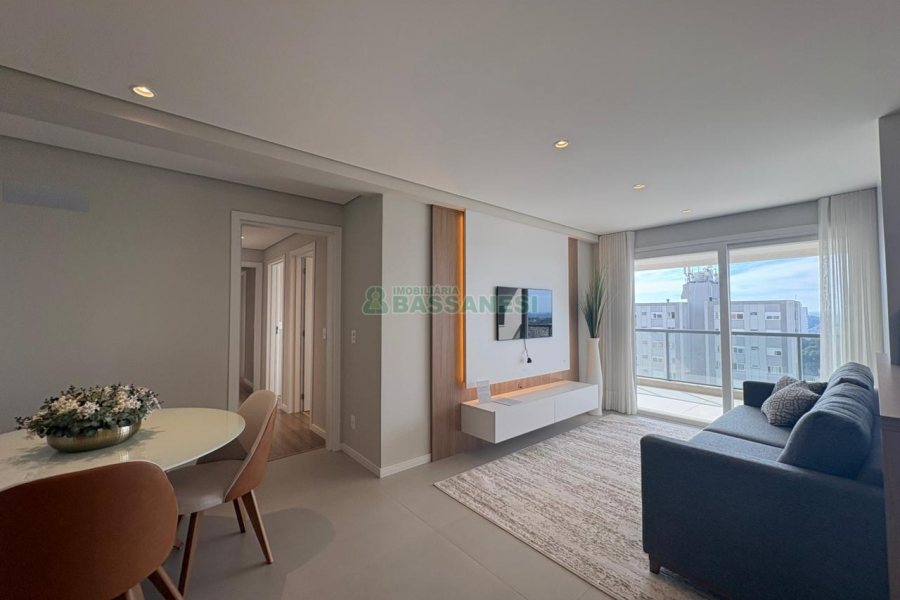 Apto Mobiliado com 110m², 3 dormitórios, 2 vagas, no bairro Petrópolis em Caxias do Sul para Alugar