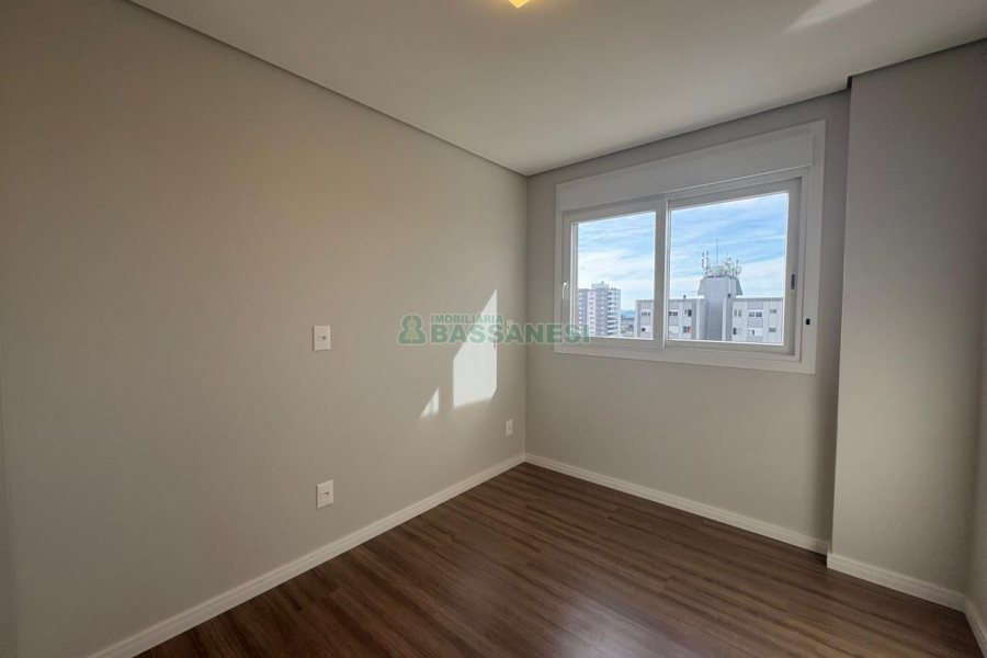 Apto Mobiliado com 110m², 3 dormitórios, 2 vagas, no bairro Petrópolis em Caxias do Sul para Alugar