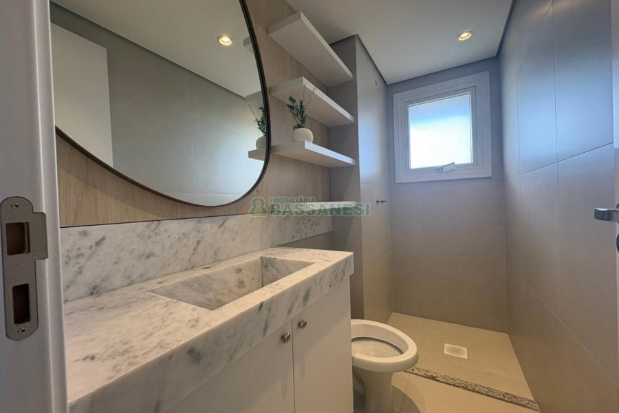 Apto Mobiliado com 110m², 3 dormitórios, 2 vagas, no bairro Petrópolis em Caxias do Sul para Alugar