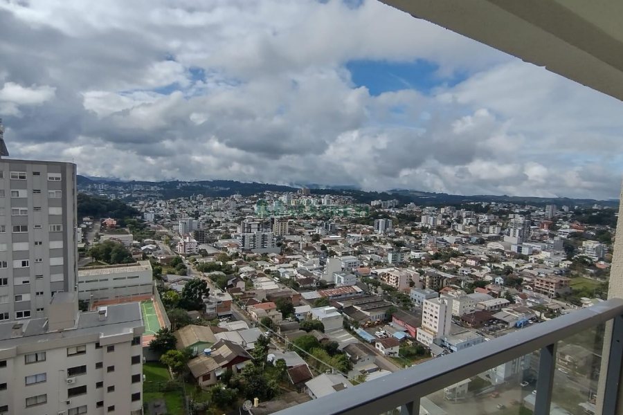 Apartamento com 110m², 3 dormitórios, 2 vagas, no bairro Petrópolis em Caxias do Sul para Alugar