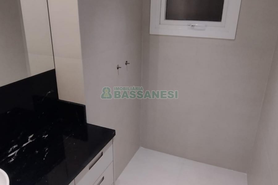 Apartamento com 110m², 3 dormitórios, 2 vagas, no bairro Petrópolis em Caxias do Sul para Alugar