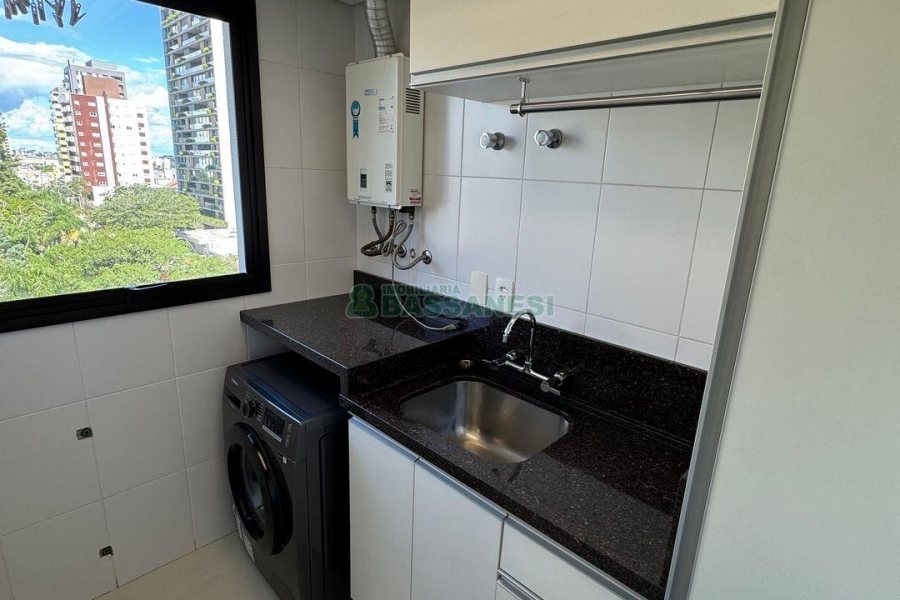 Apartamento com 130m², 3 dormitórios, 2 vagas, no bairro Cristo Redentor em Caxias do Sul para Comprar