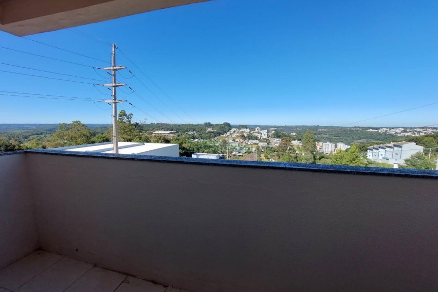 Apartamento com 80m², 2 dormitórios, 2 vagas, no bairro São Luiz em Caxias do Sul para Alugar