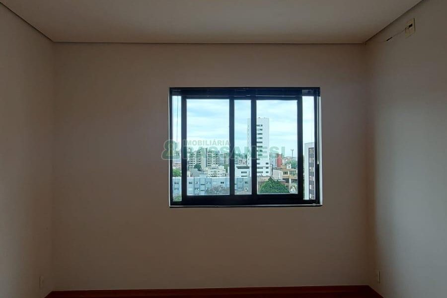 Casa com 300m², 3 dormitórios, no bairro Nossa Senhora de Lourdes em Caxias do Sul para Alugar