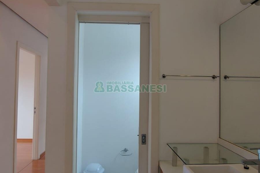 Casa com 300m², 3 dormitórios, no bairro Nossa Senhora de Lourdes em Caxias do Sul para Alugar