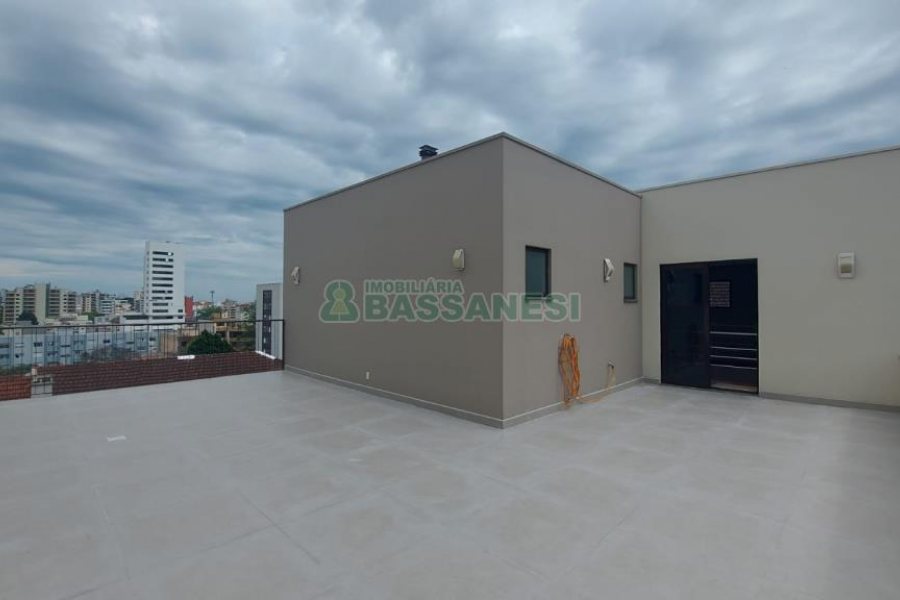 Casa com 300m², 3 dormitórios, no bairro Nossa Senhora de Lourdes em Caxias do Sul para Alugar