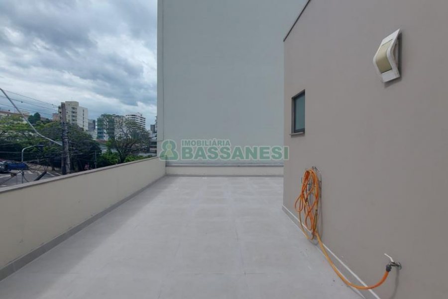 Casa com 300m², 3 dormitórios, no bairro Nossa Senhora de Lourdes em Caxias do Sul para Alugar