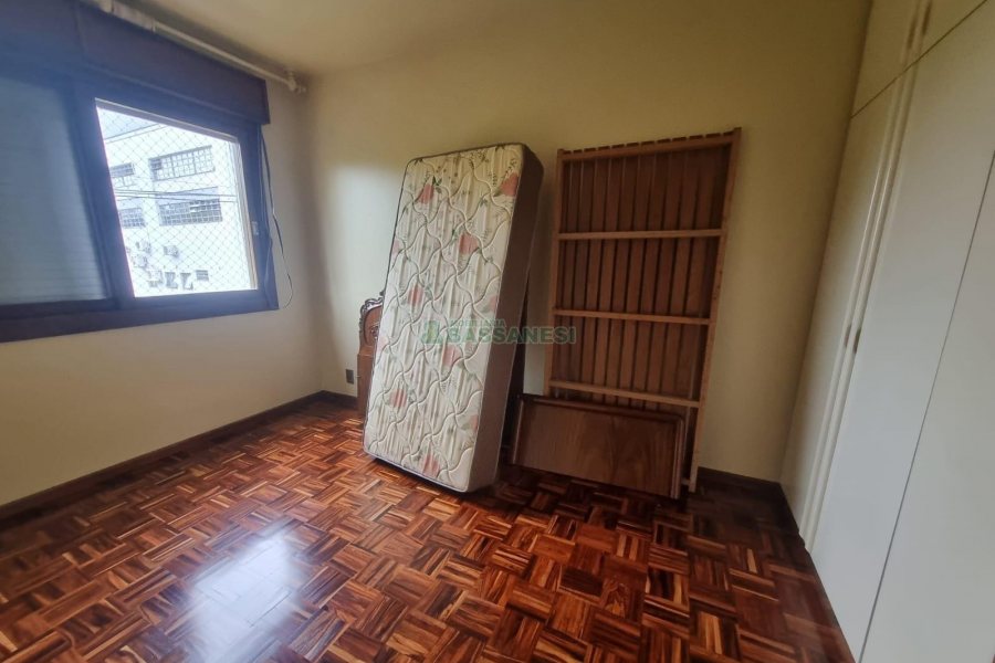 Apto Mobiliado com 80m², 2 dormitórios, 1 vaga, no bairro Centro em Caxias do Sul para Alugar