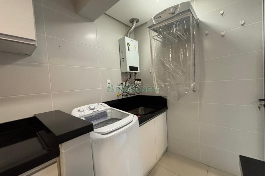 Apto Mobiliado com 72m², 2 dormitórios, 2 vagas, no bairro Vinhedos em Caxias do Sul para Alugar