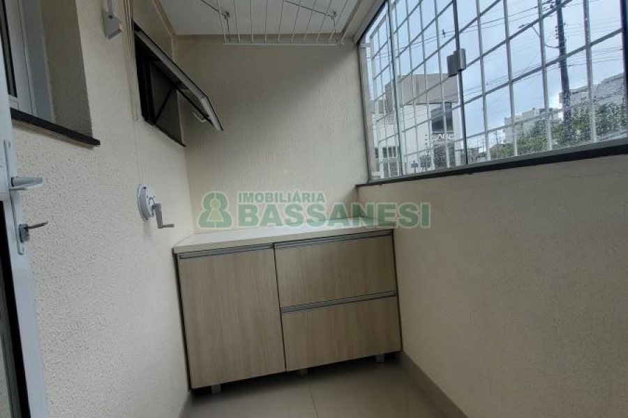 Apartamento com 174m², 3 dormitórios, 2 vagas, no bairro Sanvitto em Caxias do Sul para Comprar
