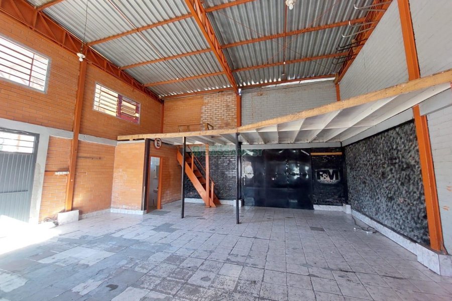Pavilhão com 361m², no bairro Interlagos em Caxias do Sul para Alugar