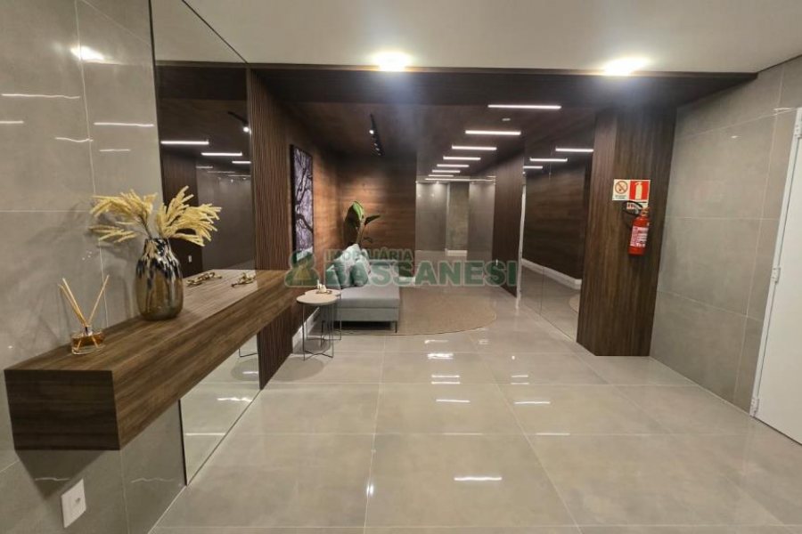 Apartamento com 106m², 3 dormitórios, 2 vagas, no bairro São Pelegrino em Caxias do Sul para Comprar