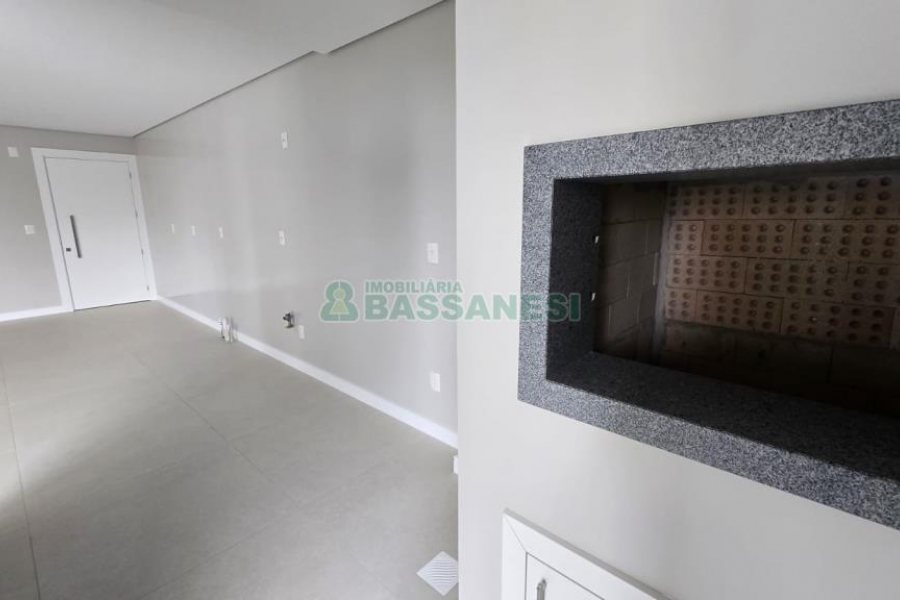 Apartamento com 106m², 3 dormitórios, 2 vagas, no bairro São Pelegrino em Caxias do Sul para Comprar