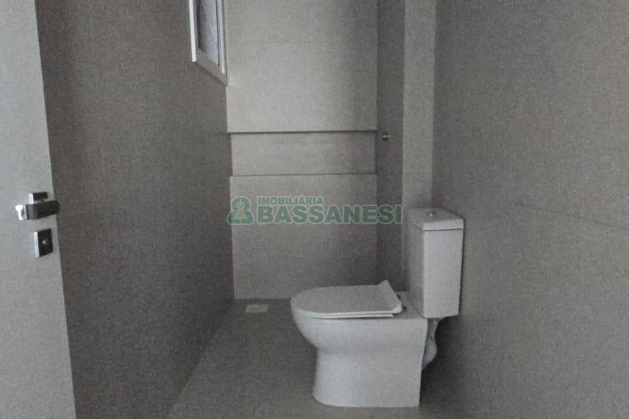 Apartamento com 106m², 3 dormitórios, 2 vagas, no bairro São Pelegrino em Caxias do Sul para Comprar