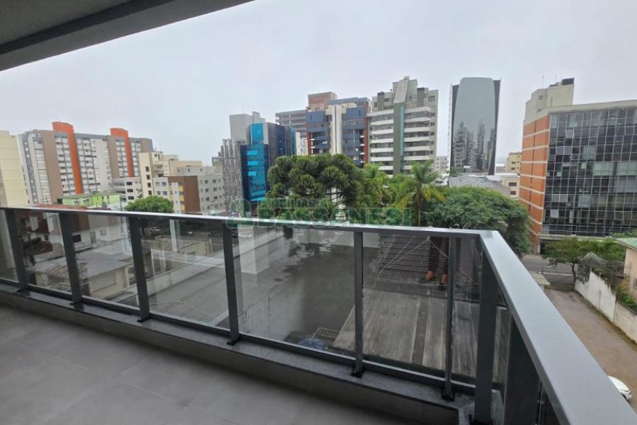 Apartamento com 106m², 3 dormitórios, 2 vagas, no bairro São Pelegrino em Caxias do Sul para Comprar