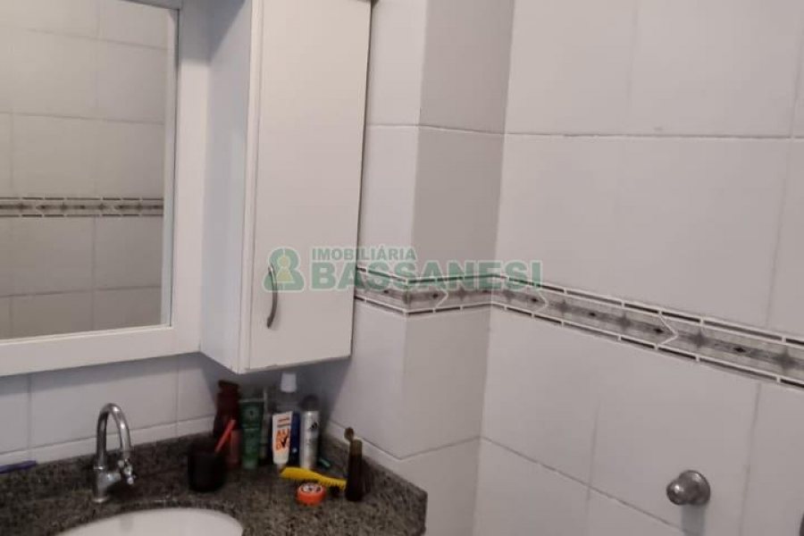 Apartamento com 115m², 3 dormitórios, no bairro Centro em Caxias do Sul para Comprar