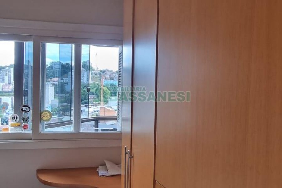 Apartamento com 115m², 3 dormitórios, no bairro Centro em Caxias do Sul para Comprar