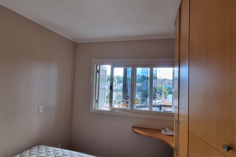 Apartamento com 115m², 3 dormitórios, no bairro Centro em Caxias do Sul para Comprar