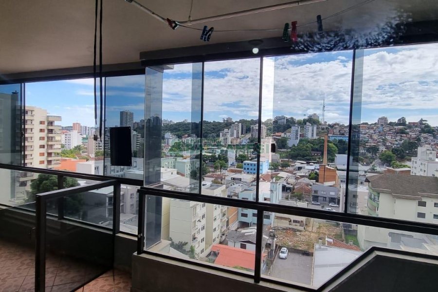 Apartamento com 115m², 3 dormitórios, no bairro Centro em Caxias do Sul para Comprar