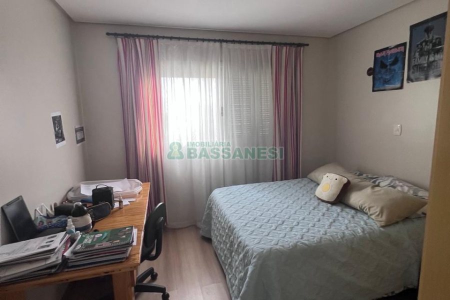 Apartamento com 130m², 3 dormitórios, 2 vagas, no bairro Bela Vista em Caxias do Sul para Comprar