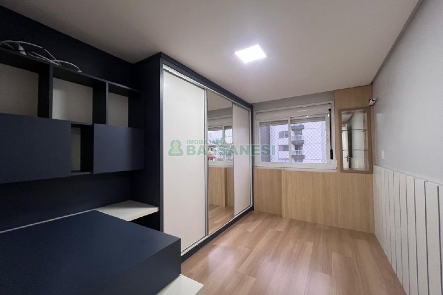 Apartamento com 197m², 3 dormitórios, 2 vagas, no bairro Universitário em Caxias do Sul para Alugar